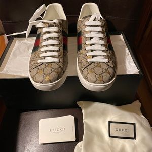 Gucci Ace Monogram Bee 6G women 9 9,5